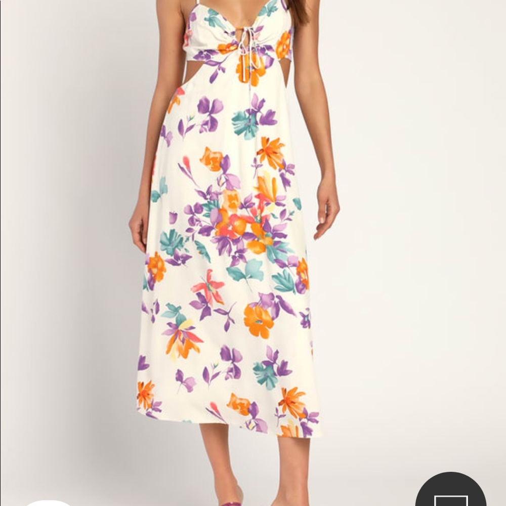 In Full Flower Ivory Floral Print Cutout Midi Dress, size medium.  Worn once.